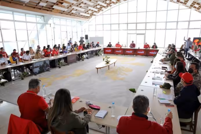 PSUV meeting in Caracas in preparation for 21N Regional Elections. Photo courtesy of RedRadioVE.