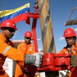 PDVSA oil workers in a drilling operation. File photo.