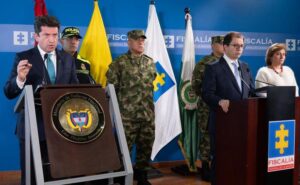 Colombian defense minister Diego Molano during his press conference giving details about the alleged attack on Ivan Duque's helicopter. Photo courtesy of Twitter / @Diego_Molano .