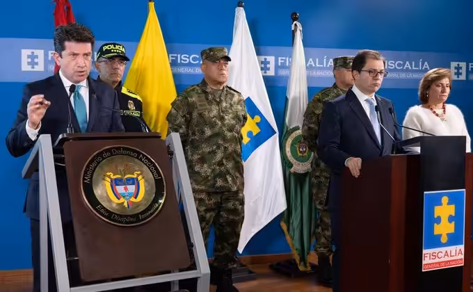 Colombian defense minister Diego Molano during his press conference giving details about the alleged attack on Ivan Duque's helicopter. Photo courtesy of Twitter / @Diego_Molano .