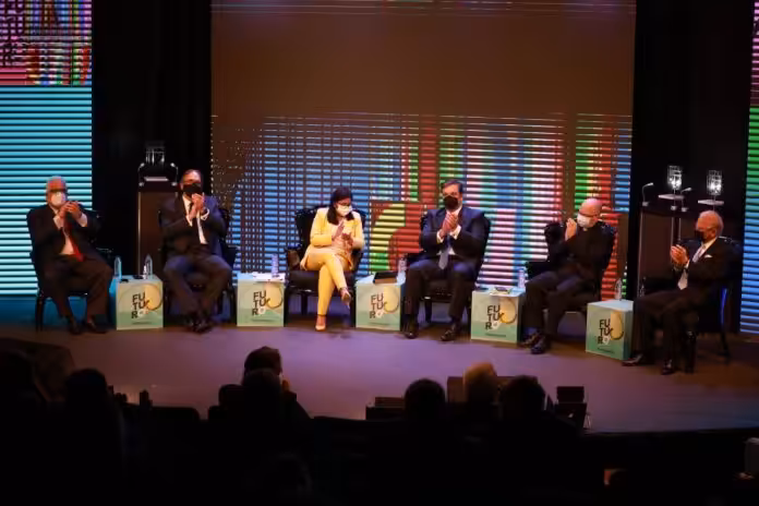 Special guest in Fedecamaras convention. Photo courtesy of RedRadioVE.