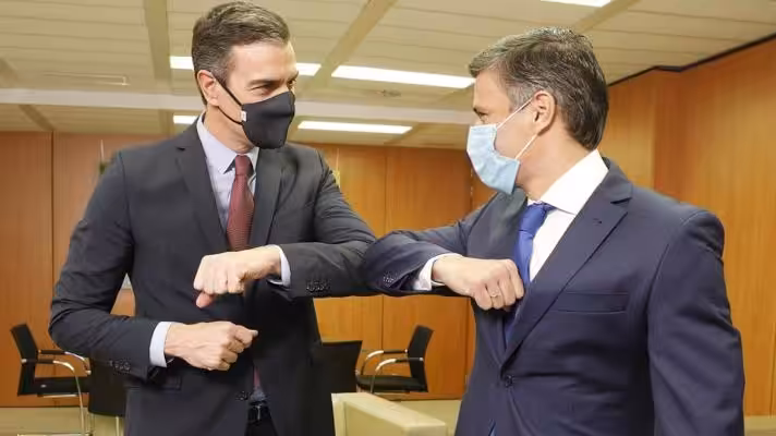 Leopoldo López, received in Spain by President Pedro Sánchez after his escape from Caracas with the complicity of the Spanish ambassador (Photo: ABC)