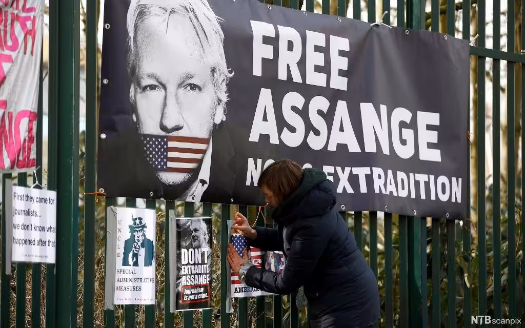 https___bucketeer-e05bbc84-baa3-437e-9518-adb32be77984.s3.amazonaws.com_public_images_13ef57b5-5bf2-4d70-99bf-351eebe5d21f_1024x640