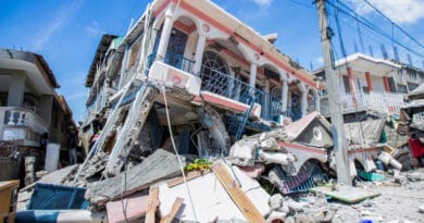 FILE PHOTO: Hundreds killed in magnitude 7.2 quake in Haiti