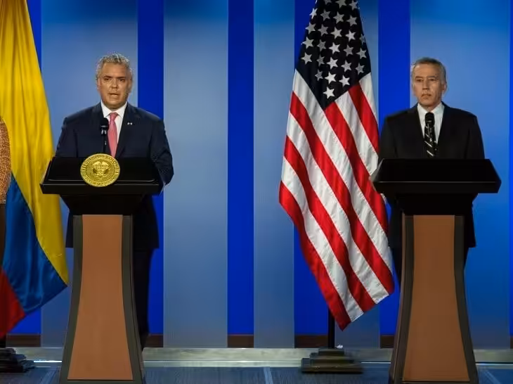 Duque made the announcement alongside the US ambassador to his country. Photo EFE