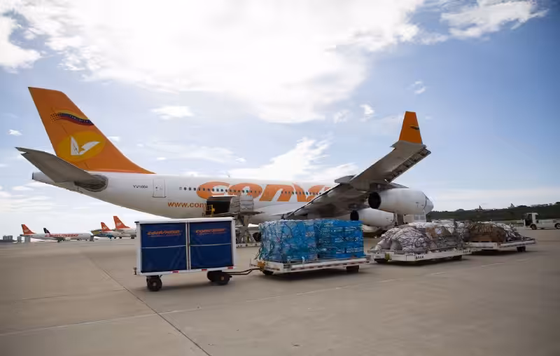 CONVIASA jet carrying humanitarian aid for Haiti after the most recent earthquake. Photo courtesy of Alba Ciudad.