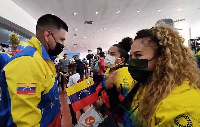 E8b6k9OXsAktBSE-680x434