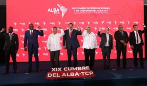 Family photo during the last XIX ALBA-TCP summit held in Caracas last June. Photo courtesy of Prensa Presidencial.