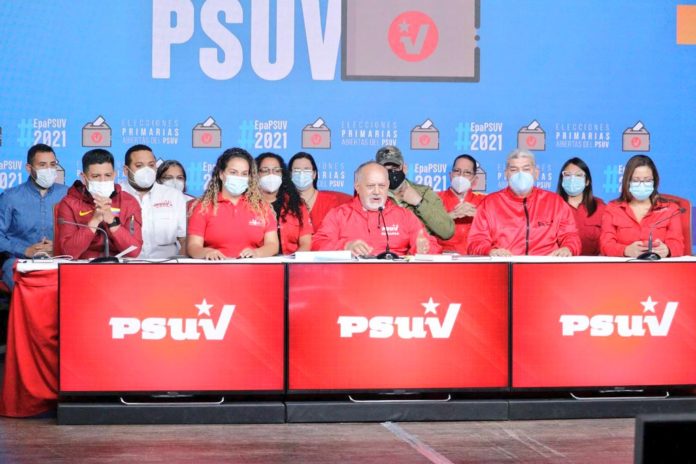 PSUV first vice president Diosdado Cabello with part of the party's directorate. File photo.