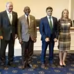 Leopoldo Lopez "posing" in a photo along Julio Borges during a visit to the United States (Florida) last June. File photo.