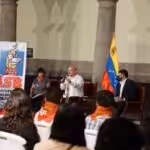 Rander Pena and Carlos Ron interacting with Mexican social movements in parallel to the 6th CELAC summit held in Mexico city. Photo courtesy of Twitter / @ISB_VE .