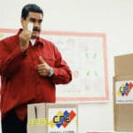 Venezuelan president Nicolas Maduro voting on the October 10 mock election in preparation for the 21N regional elections. Photo courtesy of Ciudad CCS.