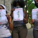 Women demonstrate against the financing of the NED to coup projects in Cuba (Photo: AFP).