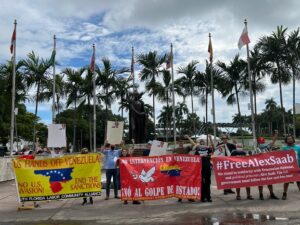 e6e58648-cdc9-4a14-9a82-3a7d28a78ec6