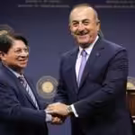 Nicaraguan chancellor Denis Moncada (left) and Turkish chancellor Mevlut Cavusoglu. Photo courtesy of agencies.