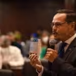 Deputy José Vielma Mora, former minister for foreign trade, during a parliamentary discussion last May. File photo.