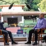 PSUV deputy Diosdado Cabello being interviewed by Ernesto Villegas in his TV show "Aqui con Ernesto VIllegas". Photo by Aqui con Ernesto Villegas.