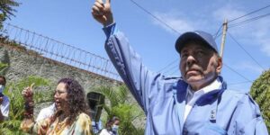 Daniel Ortega and Rosario Murillo after voting on Sunday elections. Photo: AFP.