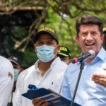 Colombian Minister for Defense Diego Molano giving a speech. In May, the Colombian defense minister accused Russia of a cyber attack. Everything was a staging to justify cyber patrol against National Strike protesters. (Photo: File).