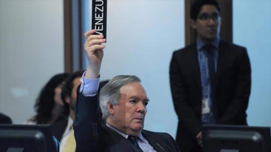 Ambassador Roy Chaderton during an Organization of American State (OAS) session where he served as Venezuelan top diplomat from 2008 until 2015. Photo by HispanTV.