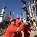 Venezuelan oil workers in a refinery, working to generate the revenue much needed by millions of Venezuelans affected by the illegal US and European blockade. File photo.