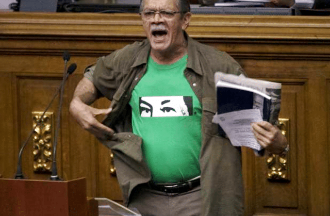 Earle Herrera as deputy during a heated speech in the National Assembly under the control of extreme right politicians defending Chavismo. File photo.