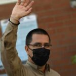 PSUV candidate Jorge Arreaza after casting his vote last Sunday, January 9. Photo: BBC News.