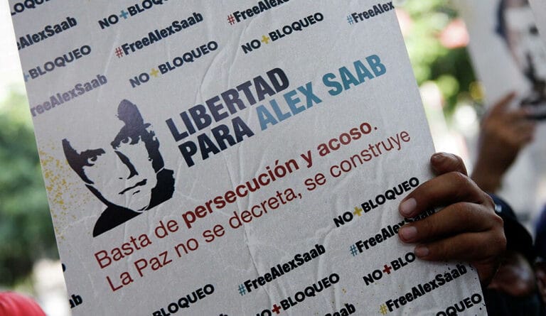 A sign from a street protest demanding freedom for Alex Saab. Photo: Últimas Noticias