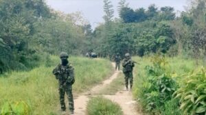Venezuelan soldiers patrolling the border with Colombia. Photo: Kawsachun Coca.