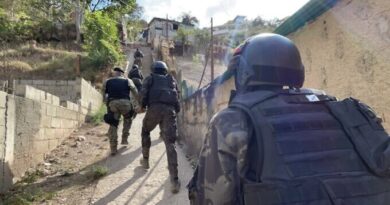 FLFzc0bX0AAjBWD-680x373