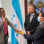Garífuna doctor Luther Castillo Harry, who graduated from Cuba's ELAM, is now a member of the Honduran executive of President Xiomara Castro. Photo: Prensa Latina