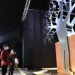 President Nicolas Maduro and his wife, CIlia Flores reviewing an artistic celebration of Commander Hugo Chavez. Photo: Últimas Noticias.