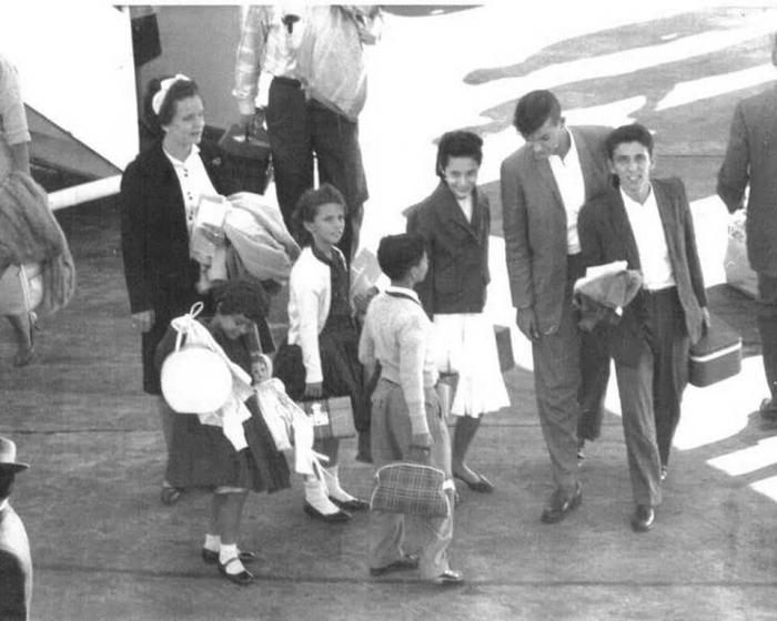 A group of Cuban children arrive at the Miami Airport in 1961, as part of the Peter Pan Operation. Photo: Barry University Archives