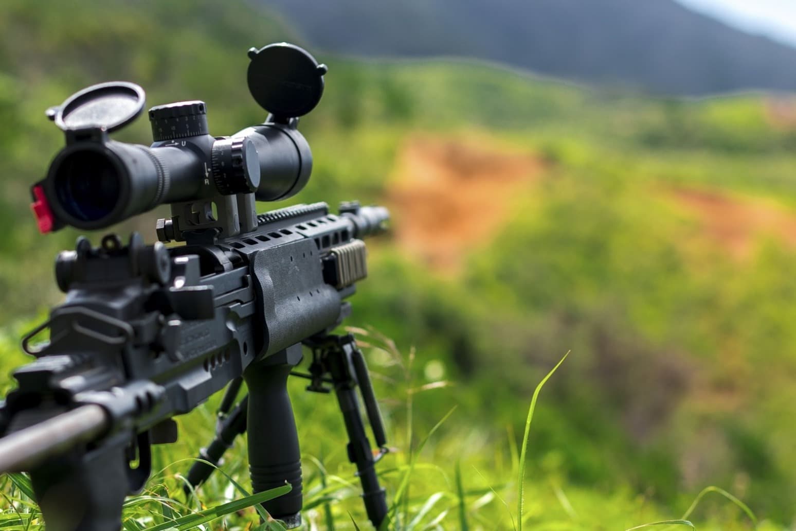 Sniper rifle in a mountain area. File photo by StockSnap.