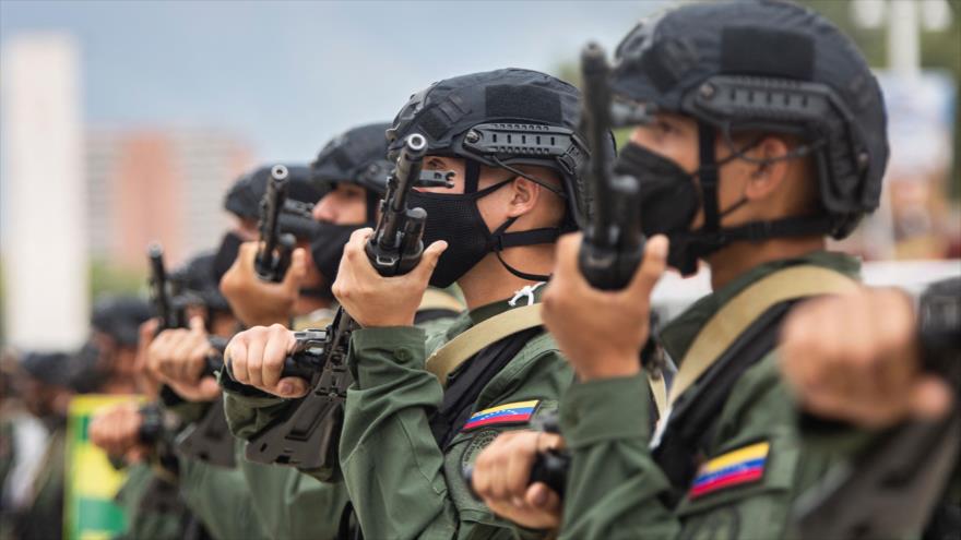Venezuelan soldiers during a parade in Caracas. File photo.