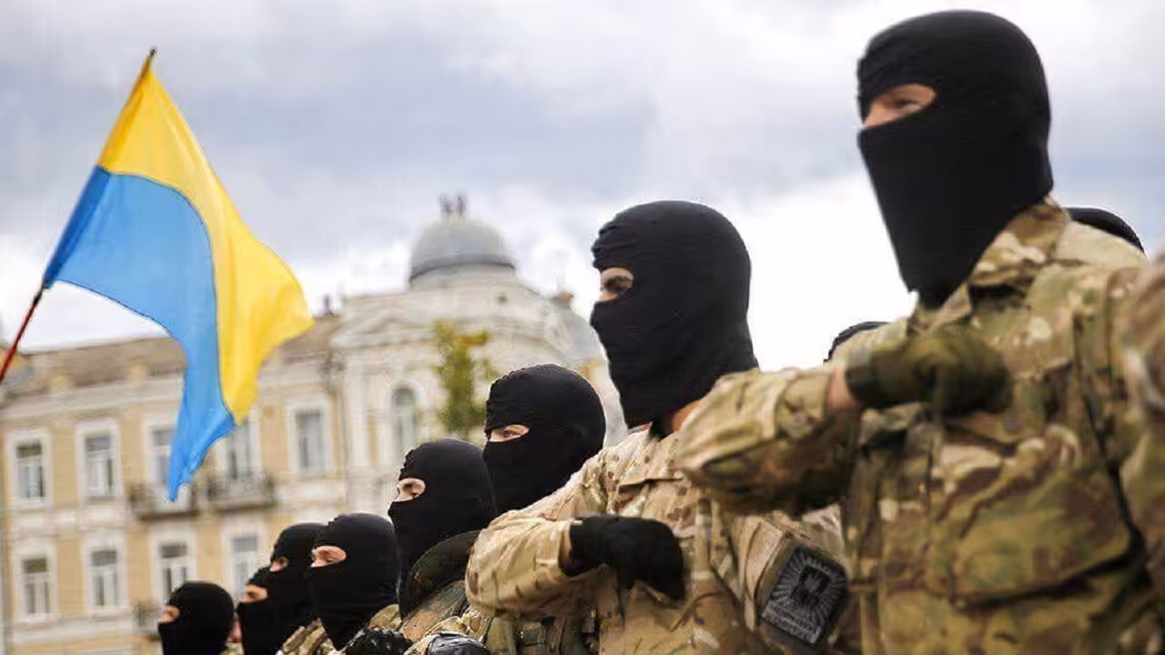 Azov-Ukraine-Nazis-far-right