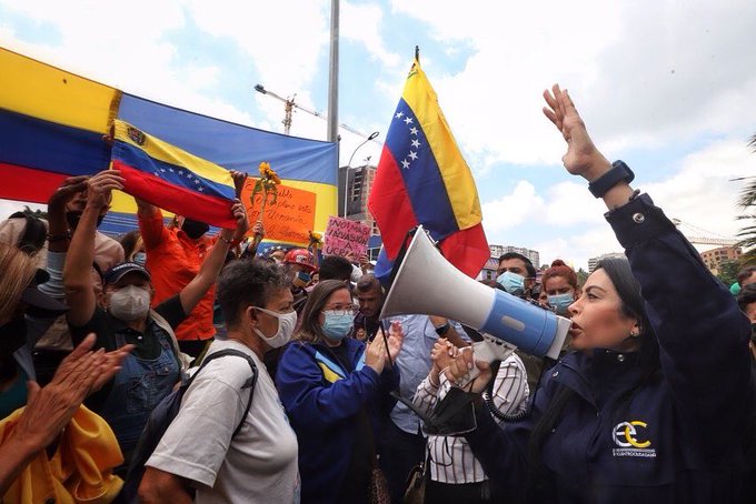 Far-right rally in Caracas, with marchers flying flags of Ukraine, Venezuela, and Colombia. Photo: RedRadioVE