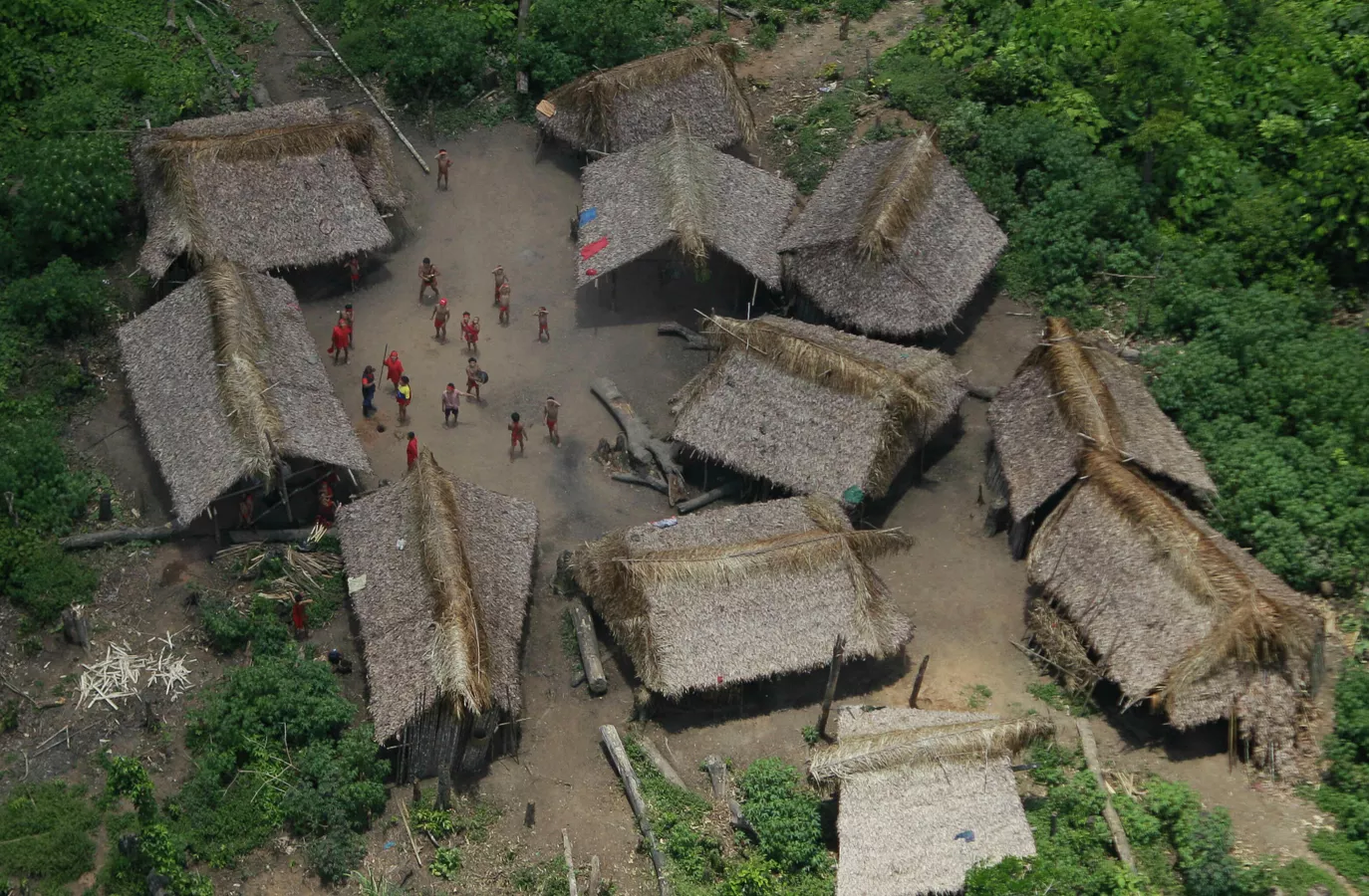 Featured image: Aerial view of a  Yanomami community in the Venezuelans Amazonas. Photo: AP / Ariana Cubillos.