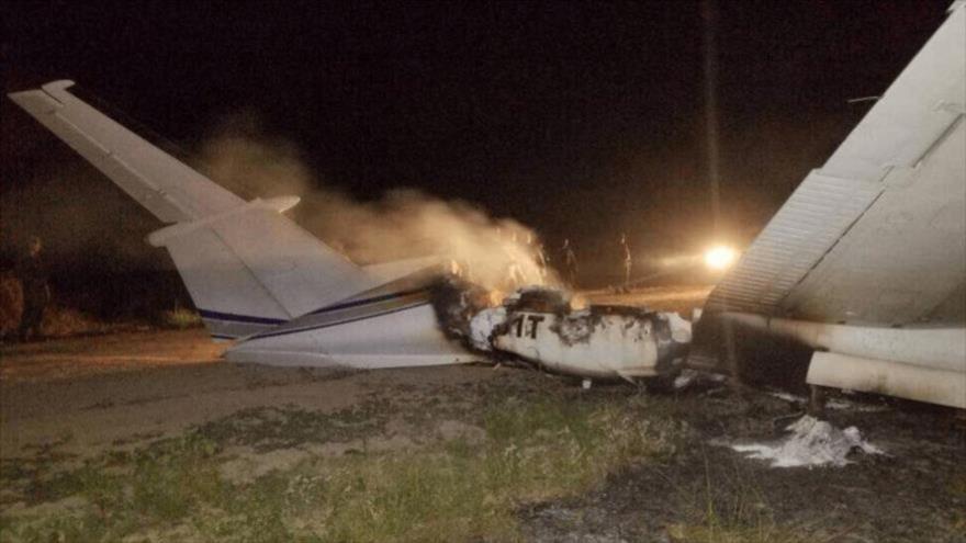 Featured image: Colombian drug-trafficking plane shot down by the Venezuelan Army. Photo: HispanTV