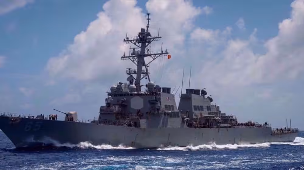Featured image: The Arleigh Burke-class guided-missile destroyer USS Benfold, forward-deployed to the US 7th Fleet in the Indo-Pacific region, transits the Philippine Sea, on June 14, 2018. Photo: Reuters.