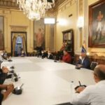 Meeting between President Nicolas Maduro and representatives of anti-Chavista NGO's at Miraflores Palace, Caracas. Photo: Twitter / @SomosRMNoticias.