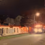 Featured image: A street view of the damage at the Venezuelan consul in Bogotá. Photo: Últimas Noticias. 