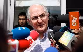 Featured image: César Pérez Vivas (left), Juan Guaidó (center), and Antonio Ledezma (right), three representatives of the Venezuelan extreme right. Photo: RedRadioVE