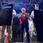 Featured image: Gustavo Petro speaking in Cúcuta, accompanied by a security group with shields, on Friday, May 6, 2022. Photo: Gustavo Petro Press.