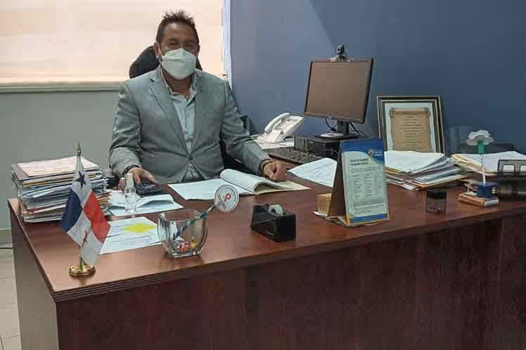 Featured image:  Carlos Contreras, director of Literacy at the Ministry of Social Development (Mides) of Panama. 