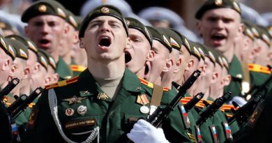 Russian soldiers marching this Monday in the military parade commemorating the 77th anniversary of the Victory Day. Photo: Reuters.