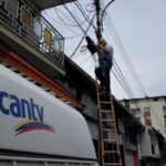 CANTV is among the state companies to offer some shares on the stock exchange. File photo.