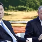 Russian President Vladimir Putin right) and his Chinese counterpart, Xi Jinping. Reuters photo.