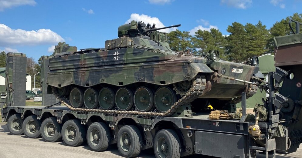 Featured image: War tank. © Photo: REUTERS/Reuters Staff.