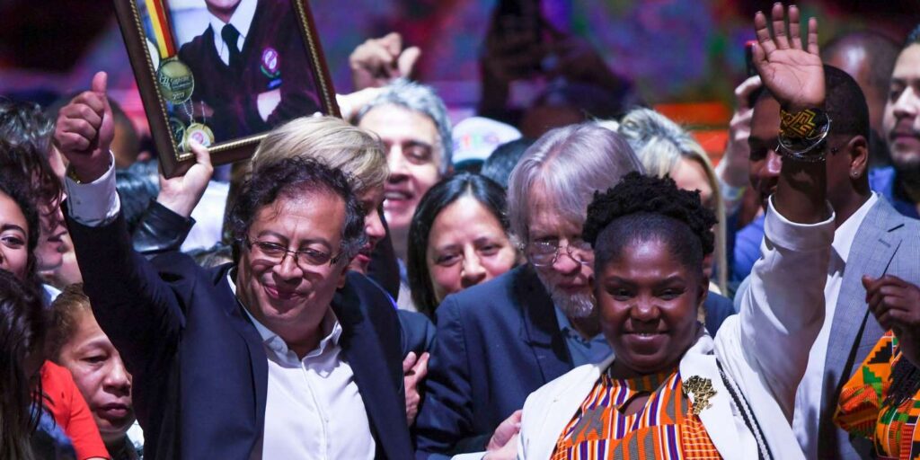 President-elect Gustavo Petro celebrates victory with his vice presidential running mate, Francia Márquez. Photo: Mauricio Dueñas Castaneda/EFE.